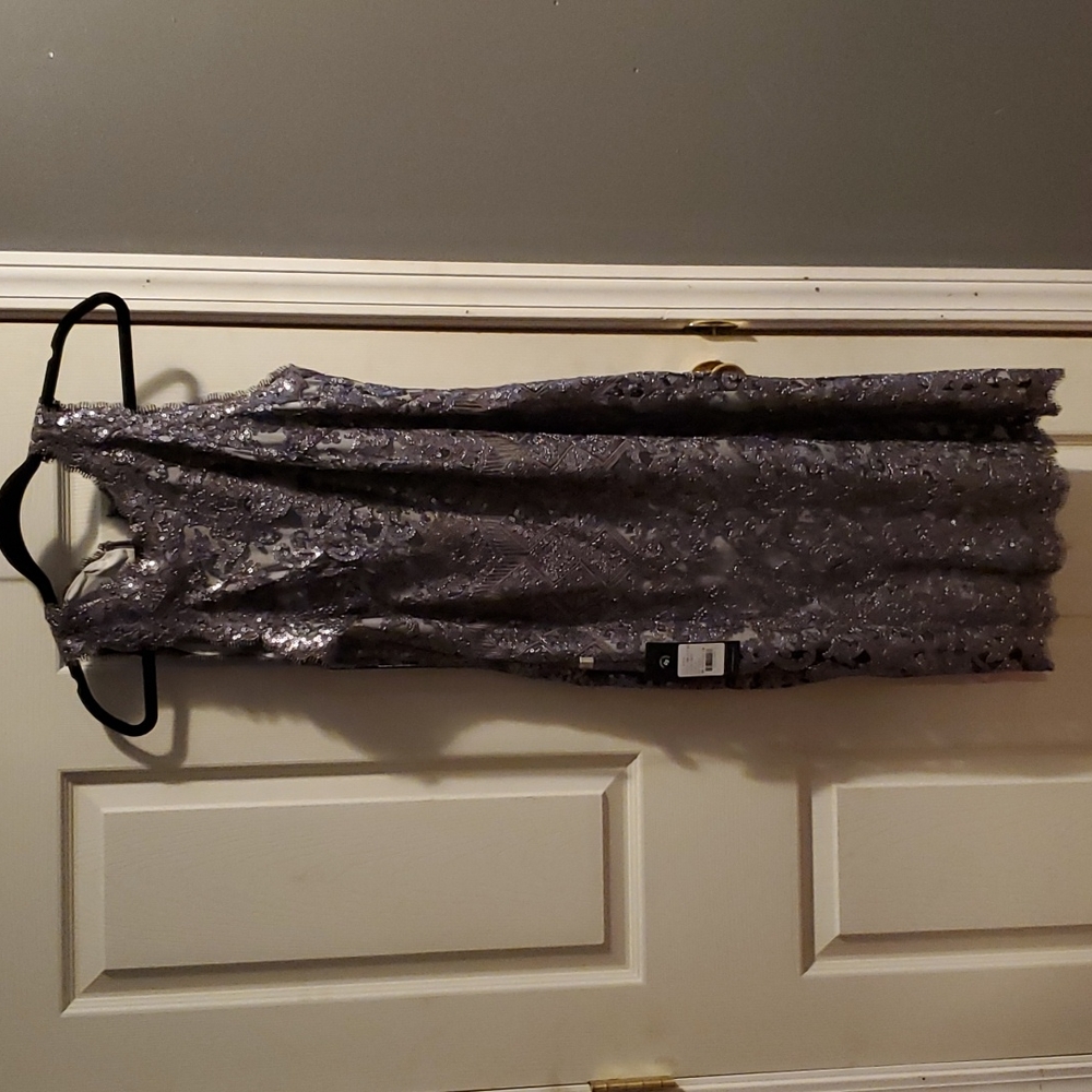 Tadashi Shoji Size 8
